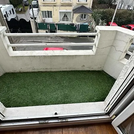 Gabiro Apartment Bondy Exterior photo
